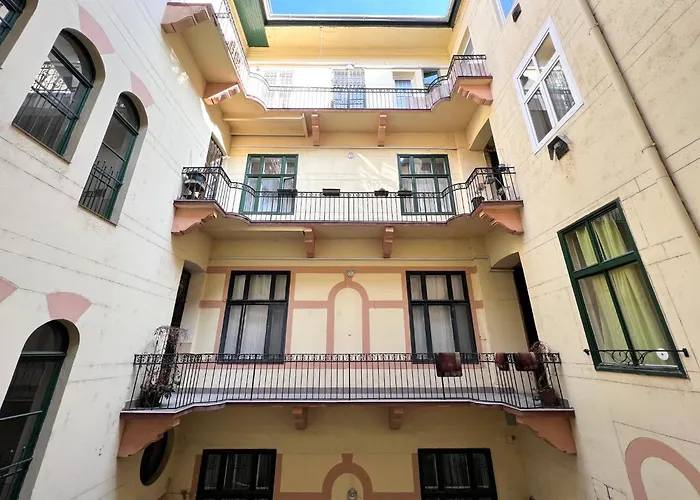 Better Than Baross4 Appartement *